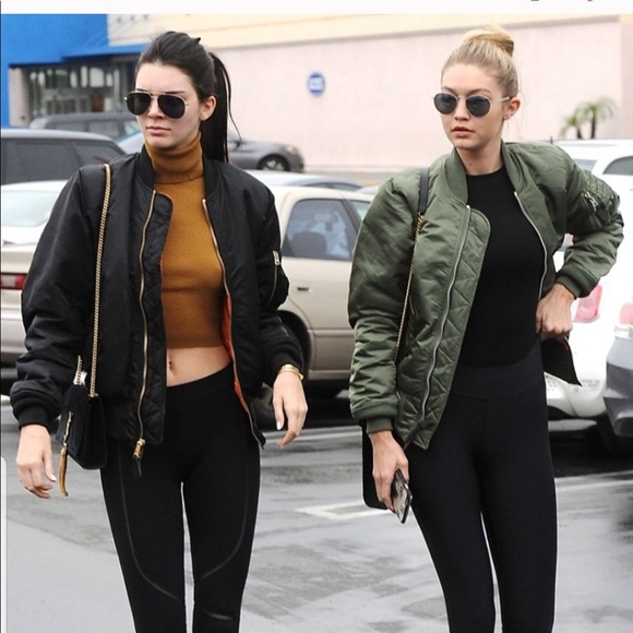 Aritzia Jackets & Blazers - Alpha Industries MA-1 Bomber